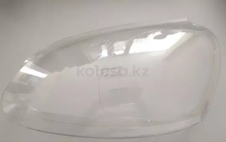 Стёкла фар Volkswagen GOLF 5 за 16 100 тг. в Алматы