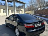 Toyota Camry 2015 годаүшін10 600 000 тг. в Тараз – фото 4