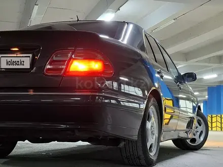 Mercedes-Benz E 320 2000 года за 5 300 000 тг. в Шымкент – фото 5