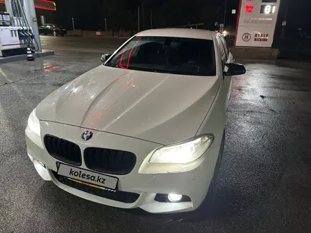 BMW 528 2014 года за 10 000 000 тг. в Алматы