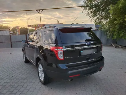 Ford Explorer 2013 года за 10 000 000 тг. в Актобе – фото 6