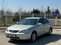 Toyota Camry 2004 года за 7 600 000 тг. в Жетысай – фото 2