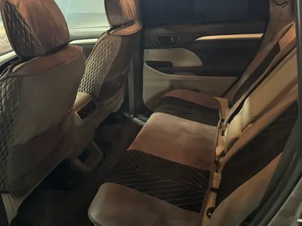 Toyota Highlander 2018 года за 14 000 000 тг. в Алматы – фото 6