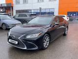 Lexus ES 300h 2018 года за 18 000 000 тг. в Актау