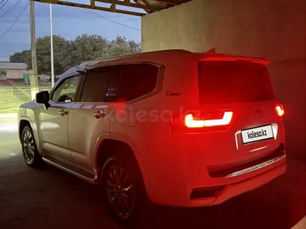 Toyota Land Cruiser 2022 года за 49 000 000 тг. в Шымкент
