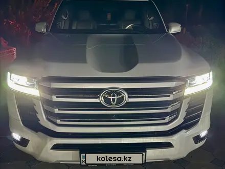 Toyota Land Cruiser 2022 года за 49 000 000 тг. в Шымкент – фото 2