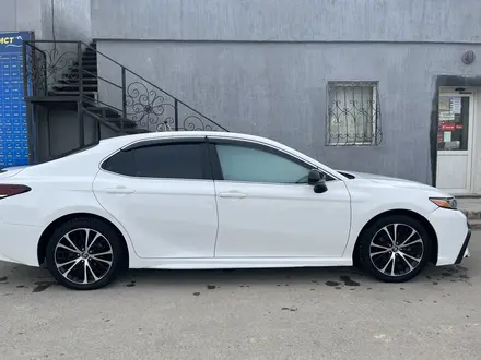 Toyota Camry 2019 года за 12 500 000 тг. в Актау