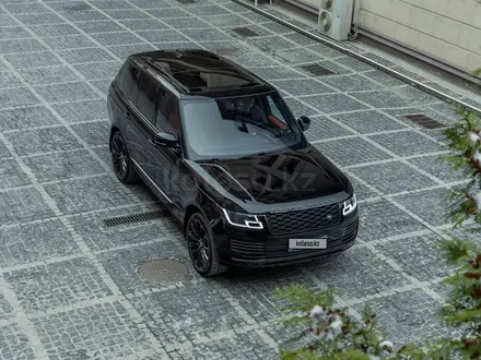 Land Rover Range Rover 2018 года за 43 000 000 тг. в Алматы – фото 2