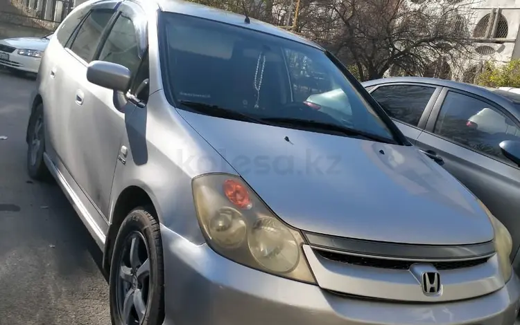 Honda Stream 2004 года за 4 500 000 тг. в Астана