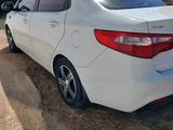 Kia Rio 2014 года за 3 200 000 тг. в Жезказган – фото 4