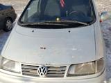 Volkswagen Sharan 1996 годаүшін1 000 000 тг. в Актобе – фото 2