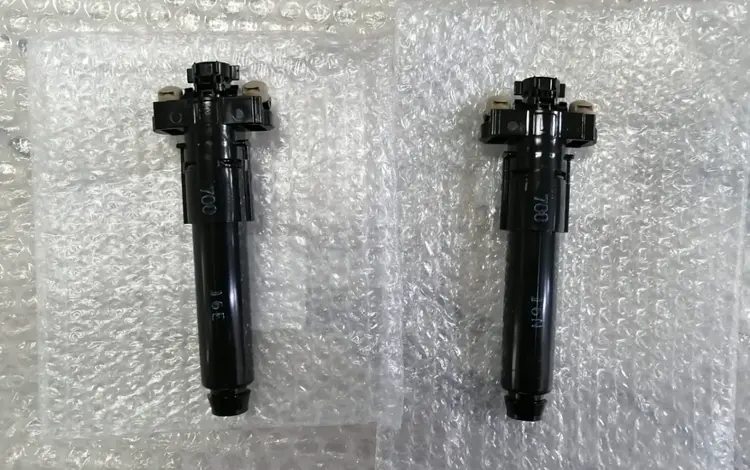 Форсунка омывателя фары Toyota Land Cruiser 300 за 35 000 тг. в Алматы