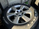 Диски резина комплект 215/60/17 за 250 000 тг. в Астана