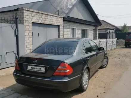 Mercedes-Benz E 240 2002 года за 5 500 000 тг. в Павлодар – фото 4