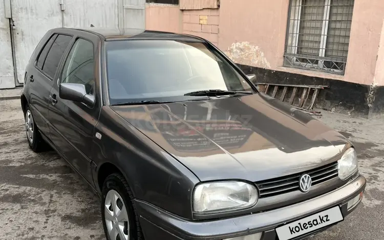 Volkswagen Golf 1993 года за 1 300 000 тг. в Алматы