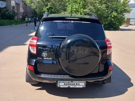 Toyota RAV4 2011 года за 8 300 000 тг. в Кокшетау – фото 2