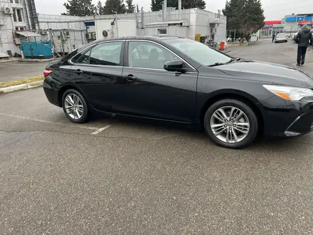 Toyota Camry 2016 года за 13 000 000 тг. в Алматы – фото 4