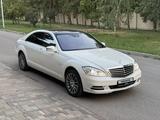 Mercedes-Benz S 500 2012 года за 12 800 000 тг. в Алматы – фото 2