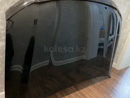 Капот за 150 000 тг. в Астана