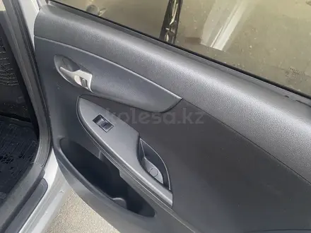 Toyota Corolla 2011 года за 4 800 000 тг. в Семей – фото 15