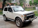 ВАЗ (Lada) Lada 2121 1999 годаүшін1 800 000 тг. в Тараз