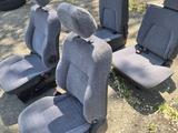 Комплект сидений на коротыша Mitsubishi Pajero 2 за 220 000 тг. в Алматы – фото 2