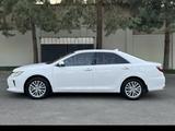 Toyota Camry 2015 года за 10 700 000 тг. в Тараз – фото 3