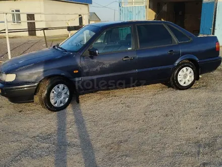 Volkswagen Passat 1995 года за 1 050 000 тг. в Тараз – фото 6