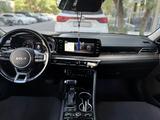 Kia K5 2022 года за 10 900 000 тг. в Алматы – фото 5