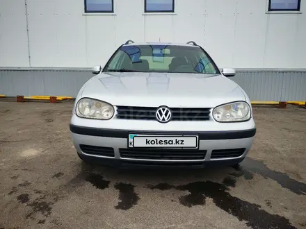 Volkswagen Golf 2002 года за 2 400 000 тг. в Алматы