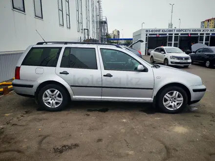 Volkswagen Golf 2002 года за 2 400 000 тг. в Алматы – фото 2
