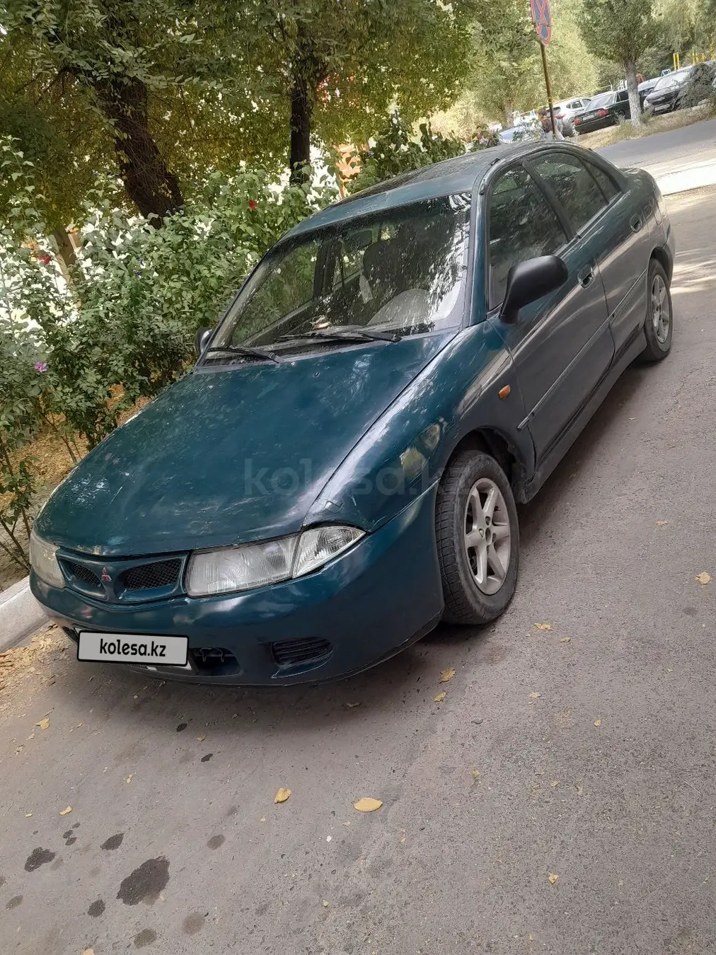 Mitsubishi Carisma, 1996