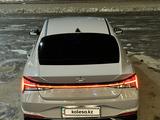 Hyundai Elantra 2021 года за 10 800 000 тг. в Усть-Каменогорск – фото 2