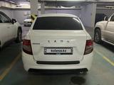 ВАЗ (Lada) Granta 2190 2021 года за 3 120 000 тг. в Астана