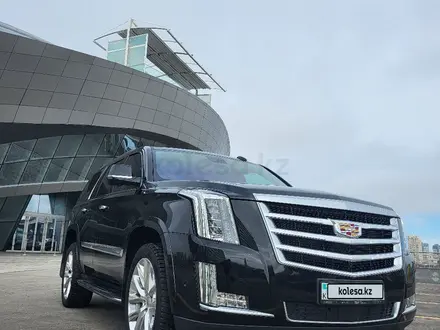 Cadillac Escalade 2019 года за 38 000 000 тг. в Астана – фото 4