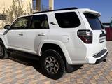 Toyota 4Runner 2022 годаүшін28 000 000 тг. в Актау – фото 3