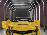 Chevrolet Camaro 2010 годаүшін10 500 000 тг. в Астана