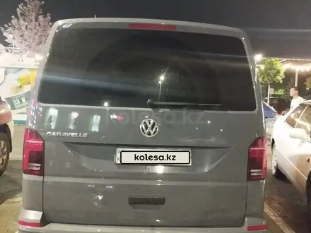 Volkswagen Caravelle 2022 года за 23 500 000 тг. в Алматы – фото 4