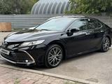 Toyota Camry 2021 года за 15 700 000 тг. в Астана – фото 4