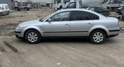 Volkswagen Passat 2001 года за 3 000 000 тг. в Астана – фото 4