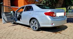 Toyota Corolla 2010 года за 4 700 000 тг. в Актобе – фото 2