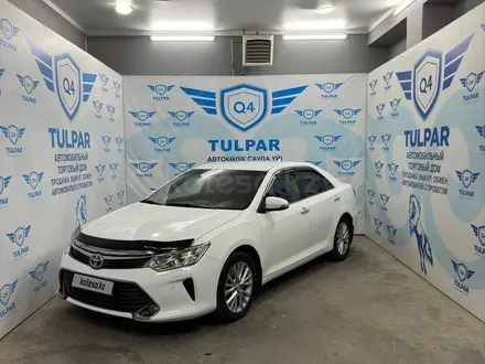 Toyota Camry 2015 года за 11 300 000 тг. в Тараз – фото 2