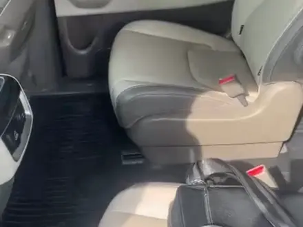 Kia Carnival 2022 года за 18 500 000 тг. в Астана – фото 7