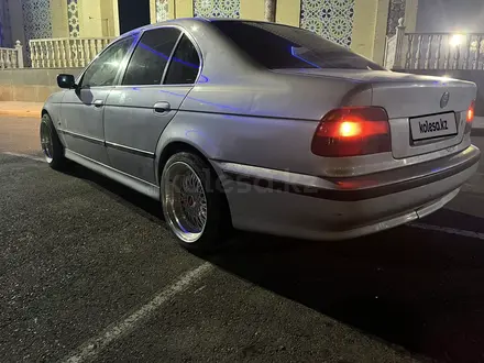 BMW 520 1997 года за 2 800 000 тг. в Тараз – фото 3