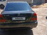Mercedes-Benz C 220 1995 годаүшін1 900 000 тг. в Алматы – фото 2