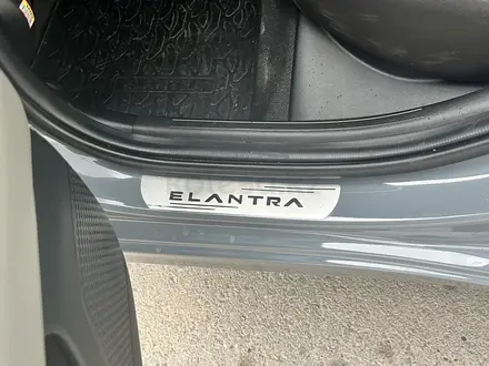 Hyundai Elantra 2021 года за 9 000 000 тг. в Астана – фото 25