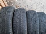 Шины 225/50/18 пирелли. за 79 000 тг. в Актобе