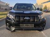 Toyota Land Cruiser Prado 2022 года за 40 500 000 тг. в Атырау