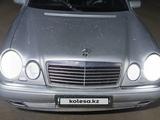 Mercedes-Benz E 320 1996 годаүшін3 000 000 тг. в Актау – фото 2