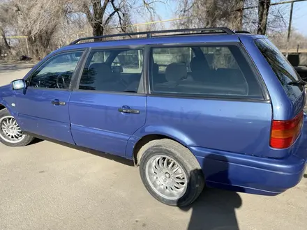 Volkswagen Passat 1996 года за 1 300 000 тг. в Алматы – фото 4